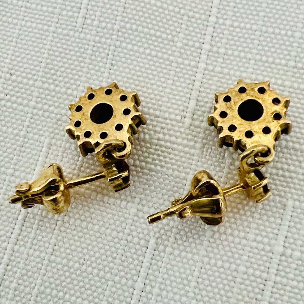 Vintage / Rare G~900 Garnet Earrings ( 21.6 K ) - Picture 3 of 7